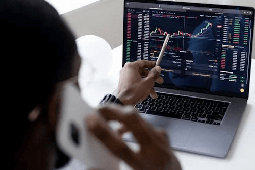 Laurentis AI community and support